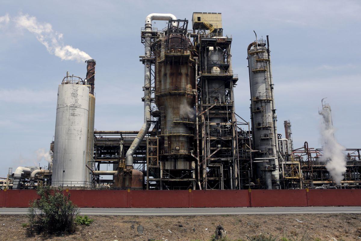Lee más sobre el artículo Crudo iraní causó fallas en refinería El Palito