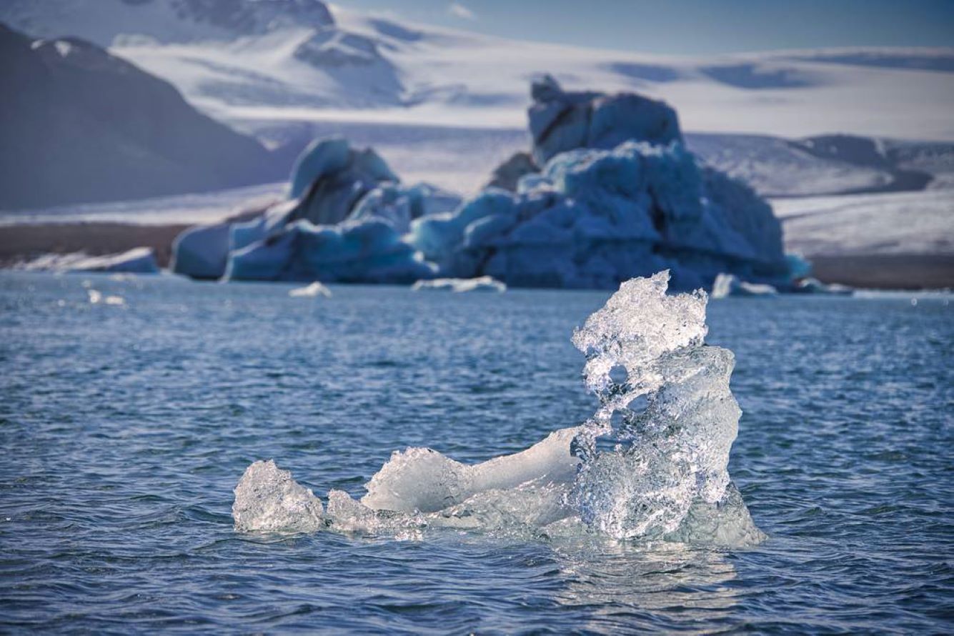 Lee más sobre el artículo Hielo marino de la Antártida marca récord de descenso