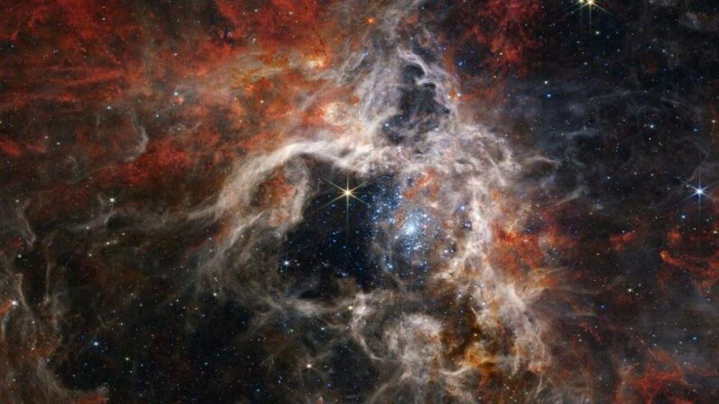 Lee más sobre el artículo Telescopio Webb captura nuevos detalles de la nebulosa Tarántula