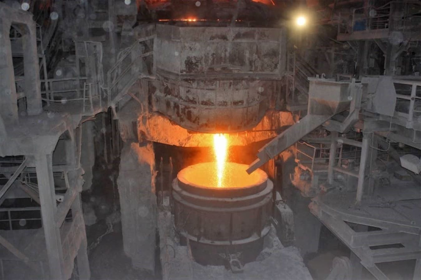 Lee más sobre el artículo Trabajadores siderúrgicos exigen reactivar producción de cabillas